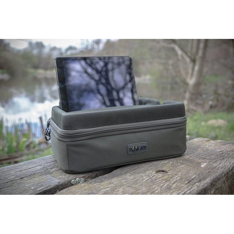 TROUSSE DE MONTAGE SOLAR SP MULTI POUCH 2 TROUSSE DE MONTAGE SOLAR SP MULTI POUCH – Image 2